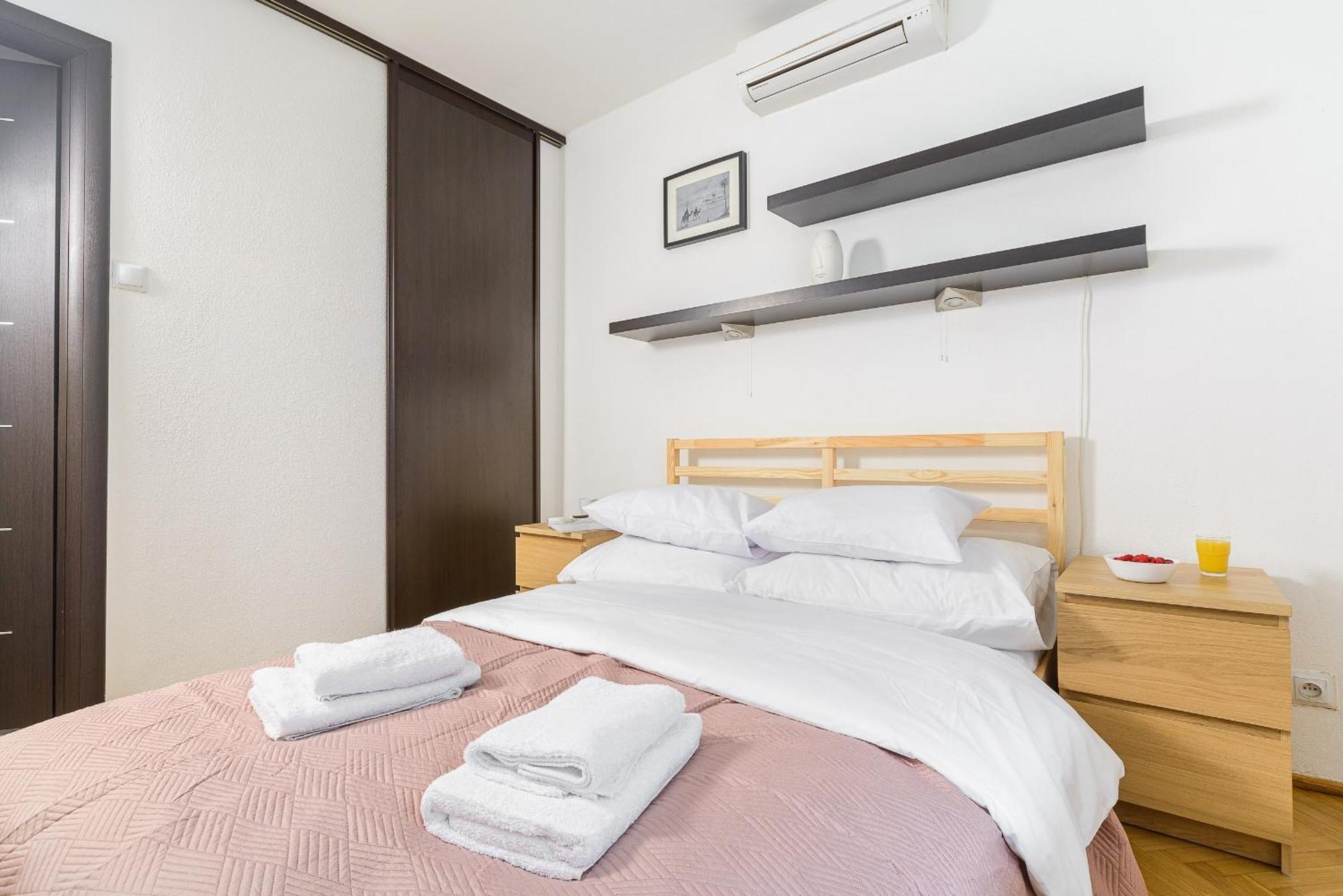 Apartament Leszczynska Варшава Экстерьер фото