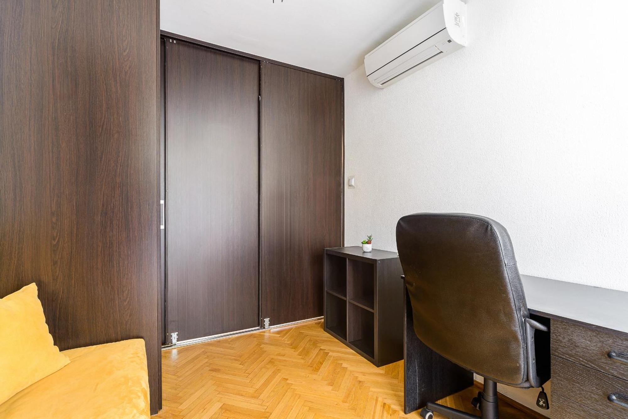 Apartament Leszczynska Варшава Экстерьер фото